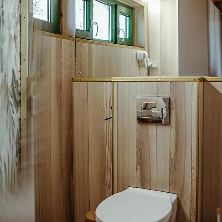 Herbals Glamping - Nad Jeziorem I Morzem Mielno