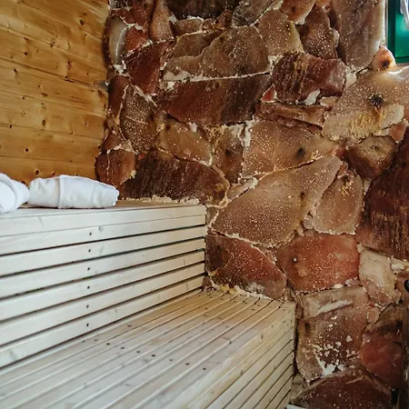 Herbals - Tree&lake With Bath, Sauna, Bikes, Motorboat *