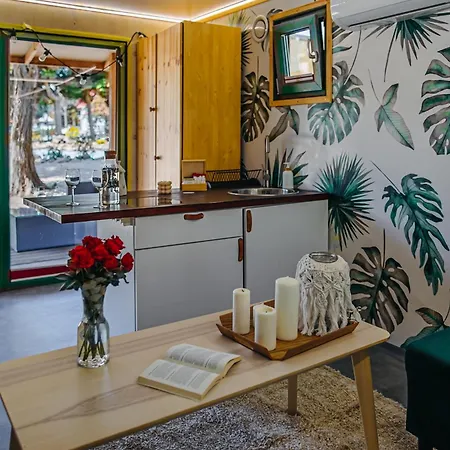 Herbals Glamping - Nad Jeziorem I Morzem Mielno