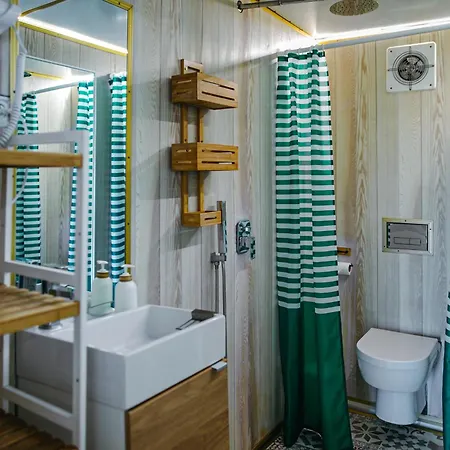 Appartement Herbals - Tree&lake With Bath, Sauna, Bikes, Motorboat *