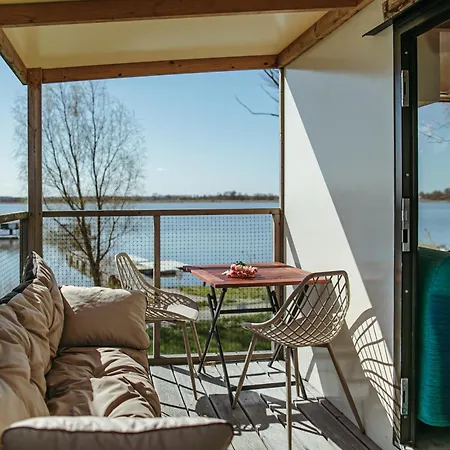 Herbals - Tree&lake With Bath, Sauna, Bikes, Motorboat *