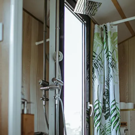 Herbals - Tree&lake With Bath, Sauna, Bikes, Motorboat Mielno (Koszalin)
