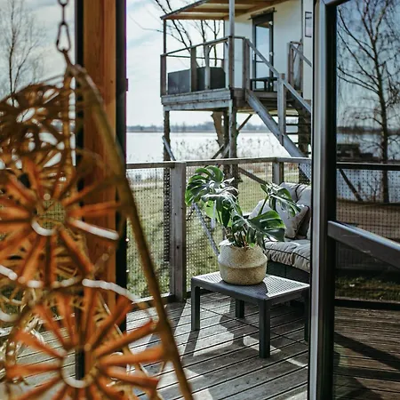 Herbals - Tree&lake With Bath, Sauna, Bikes, Motorboat Mielno (Koszalin)