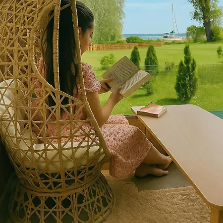 Herbals - Tree&lake With Bath, Sauna, Bikes, Motorboat *