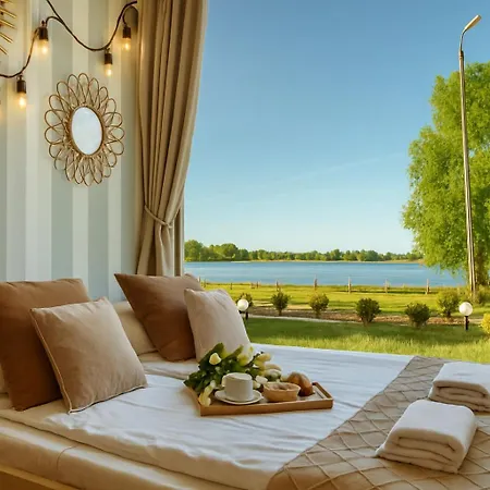Herbals - Tree&lake With Bath, Sauna, Bikes, Motorboat *