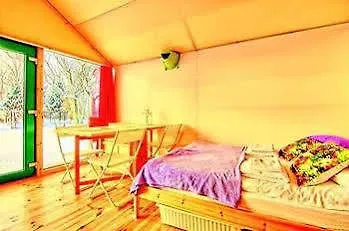 דירה Herbals - Tree&lake With Bath, Sauna, Bikes, Motorboat *