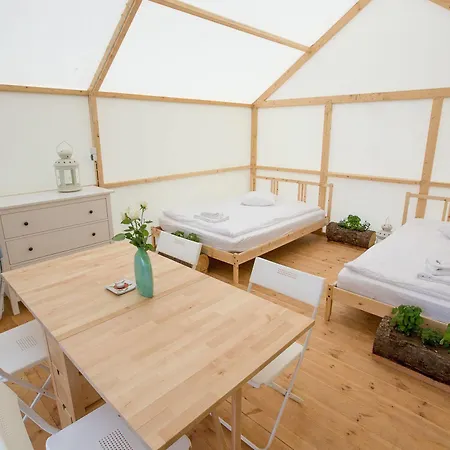 Herbals - Tree&lake With Bath, Sauna, Bikes, Motorboat Daire