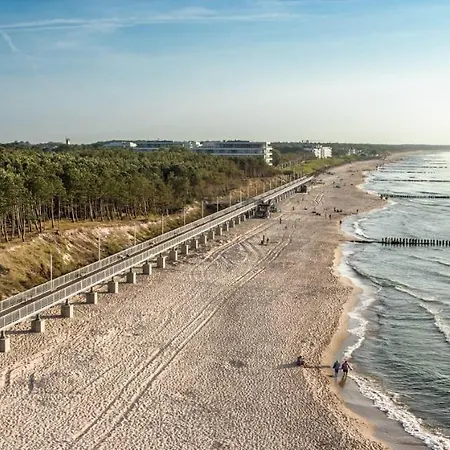Herbals - Tree&lake With Bath, Sauna, Bikes, Motorboat דירה