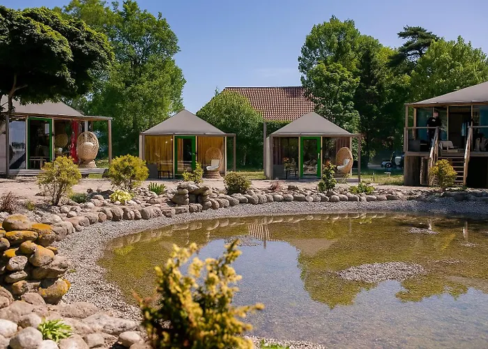 Herbals - Tree&lake With Bath, Sauna, Bikes, Motorboat * Mielno (Koszalin)