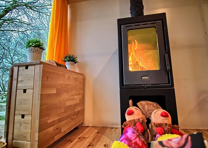 Herbals - Tree&lake With Bath, Sauna, Bikes, Motorboat Appartement