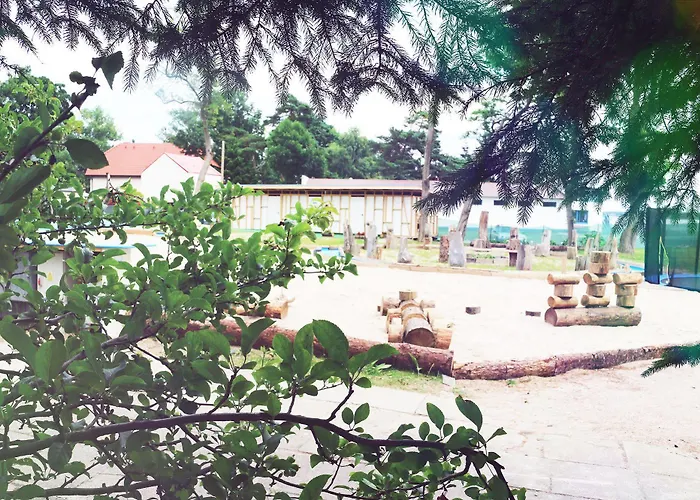 Herbals - Tree&lake With Bath, Sauna, Bikes, Motorboat